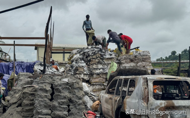 缅甸军方空袭市场！49死58伤，救援人员：近年最严重空袭之一